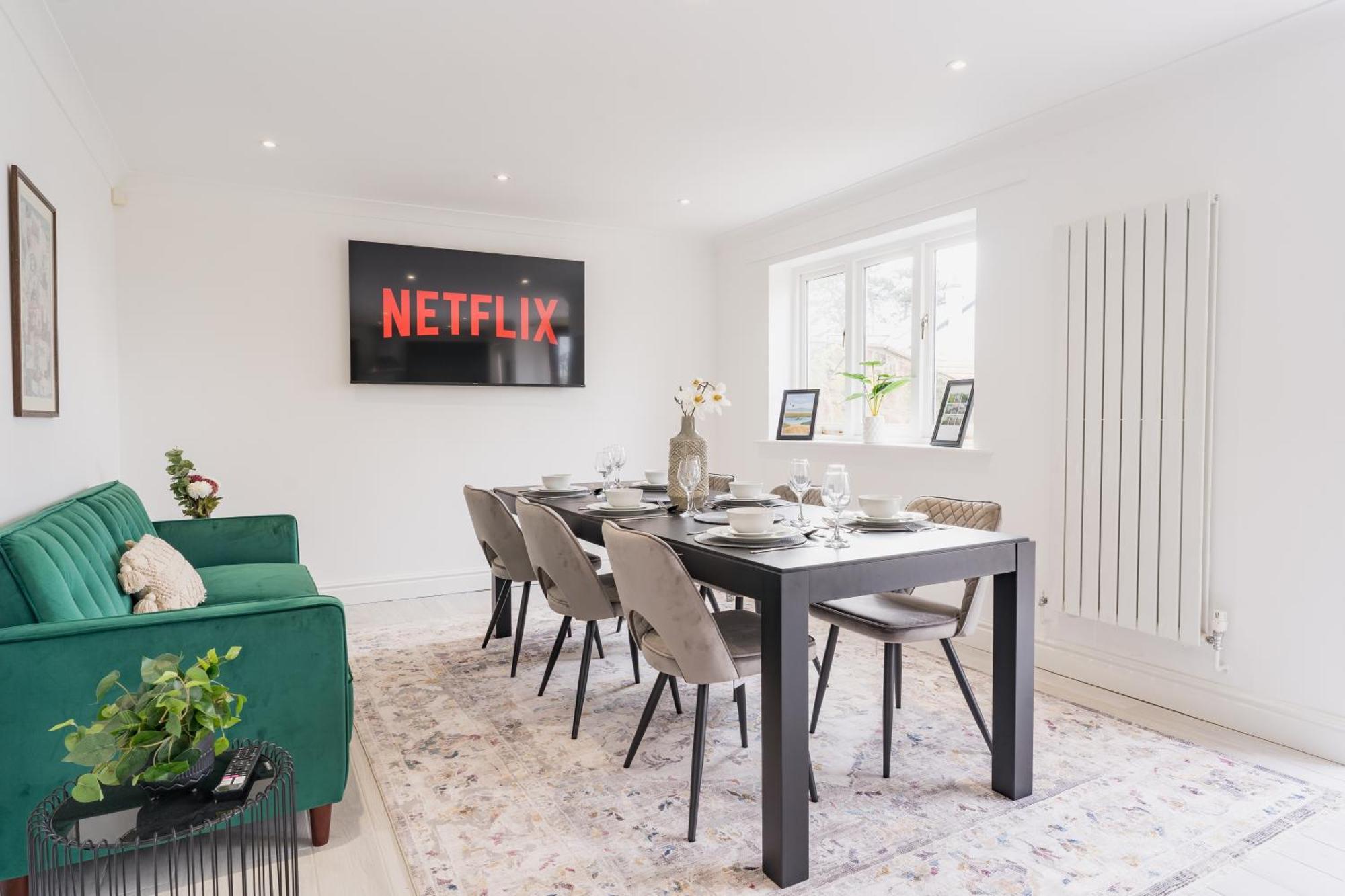 Beautifully Done 5 Bed Barn Conversion In Heswall - Sleeps Up To 10 Екстер'єр фото