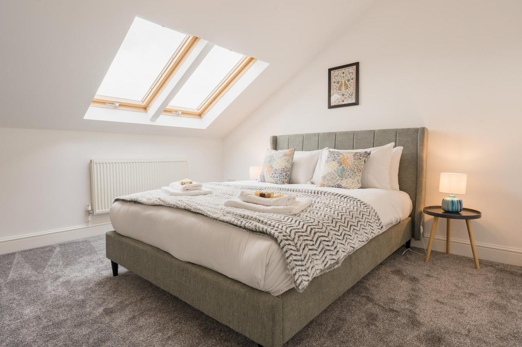 Beautifully Done 5 Bed Barn Conversion In Heswall - Sleeps Up To 10 Екстер'єр фото